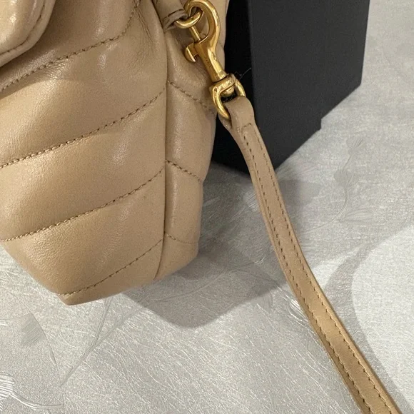 Saint Laurent YSL small Toy Lou Lou Tan beige Leather Crossbody Bag - Picture 3 of 13